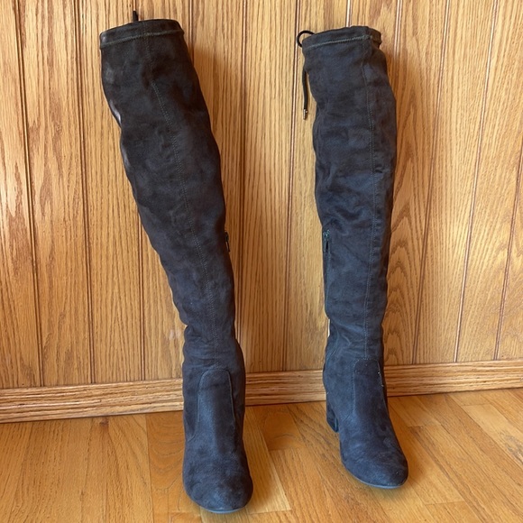 Over the knee tall boot - Picture 3 of 14